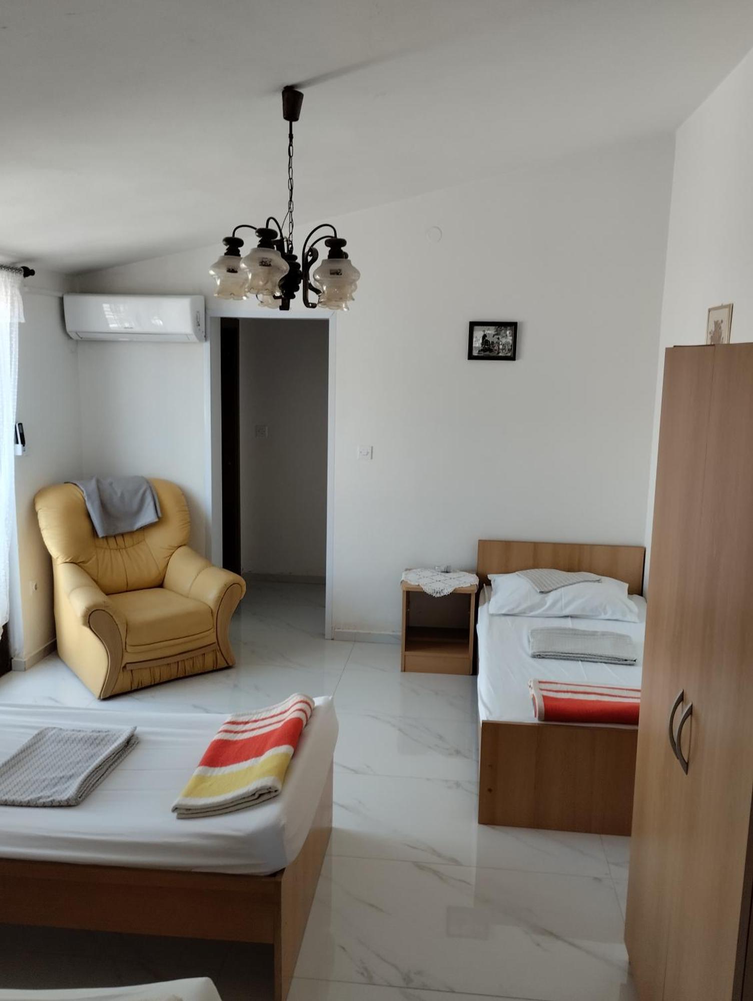 Braco Apartments By The Sea With A Sea View Zaboric Exterior foto